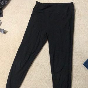 WORN ONCE Black SO High rise soft legging